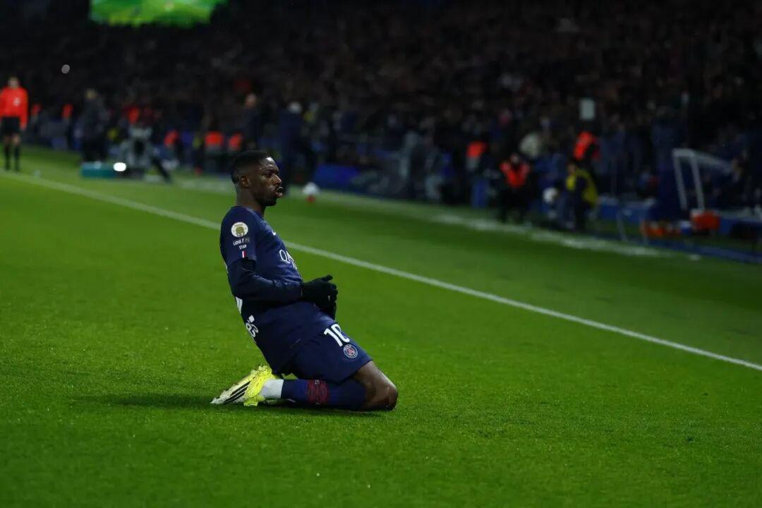 主场大胜里尔！恩里克主教练收获执教PSG百胜！