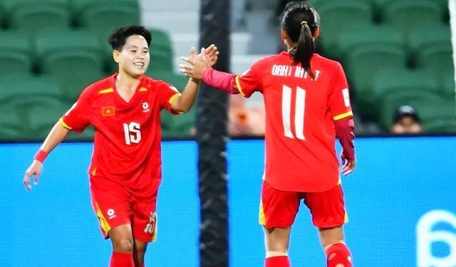 世界杯手机直播-女足亚洲杯 越南女足2-1绝杀印度女足 突显拼搏精神