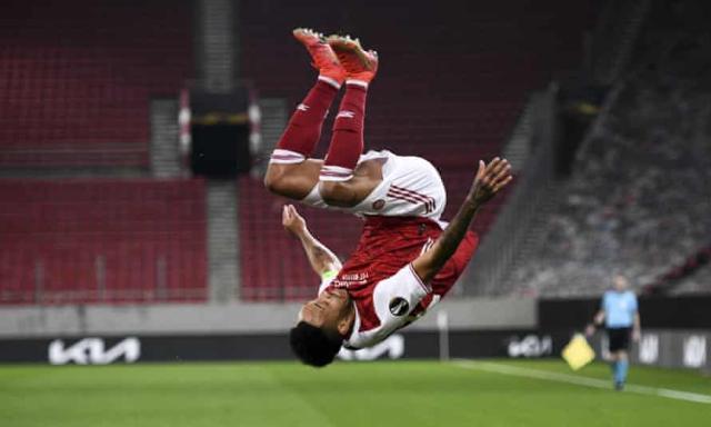 枪手反逆转晋级欧联16强 不挖坑哪需玩心跳