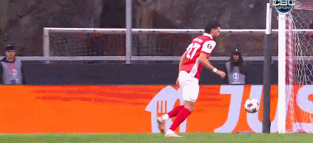 世界杯官网下载-布拉加1-1贝蒂斯，格里利奇闪击，埃尔南德斯点射